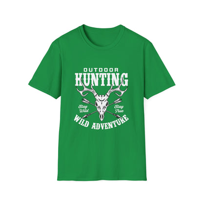 Rugged Outdoor Hunting T-Shirt With Deer Skull Design