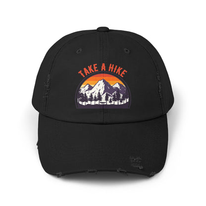 Graphic Hat Showcasing Mountain Adventure Enthusiasm